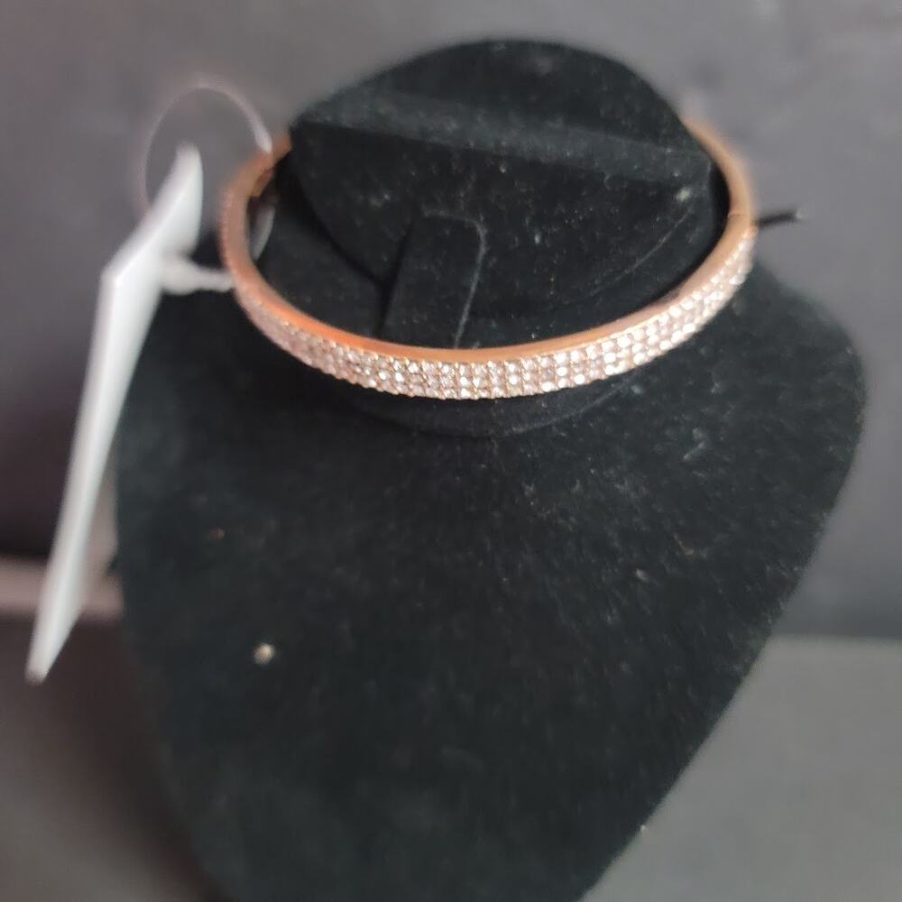 Kate Spade Rose Gold Clear Crystal Bangle Bracelet NEW Flush Clasp - Picture 6 of 6